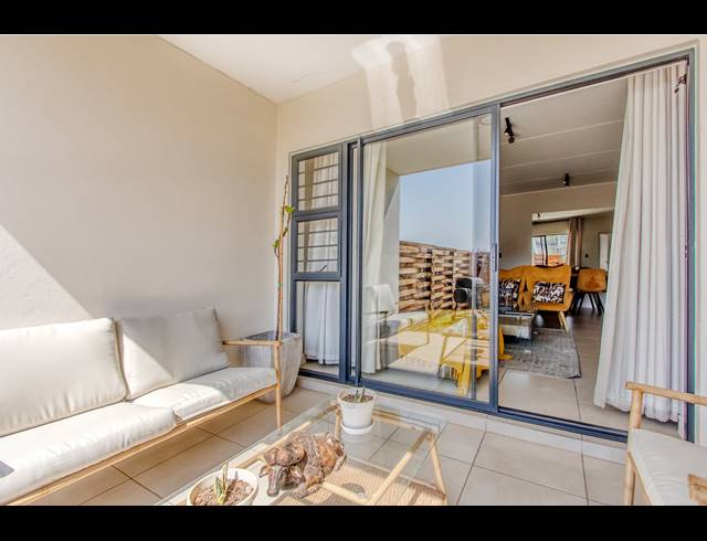 3 BEDROOM APARTMENT TO LET IN LINBRO PARK